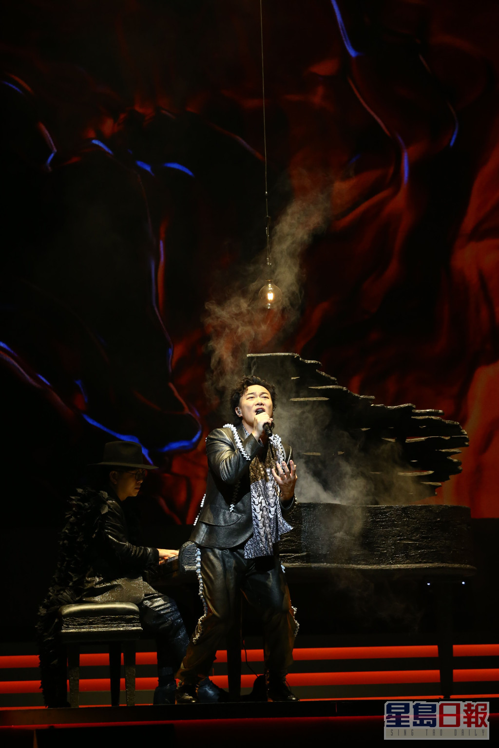 陳奕迅（Eason）昨晚（18日）舉行第8場紅館演唱會。