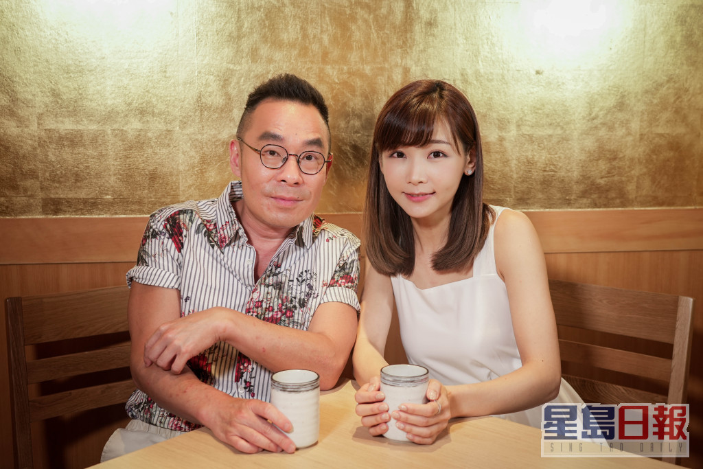 早前离开TVB的简淑儿接受林柏希的节目访问。