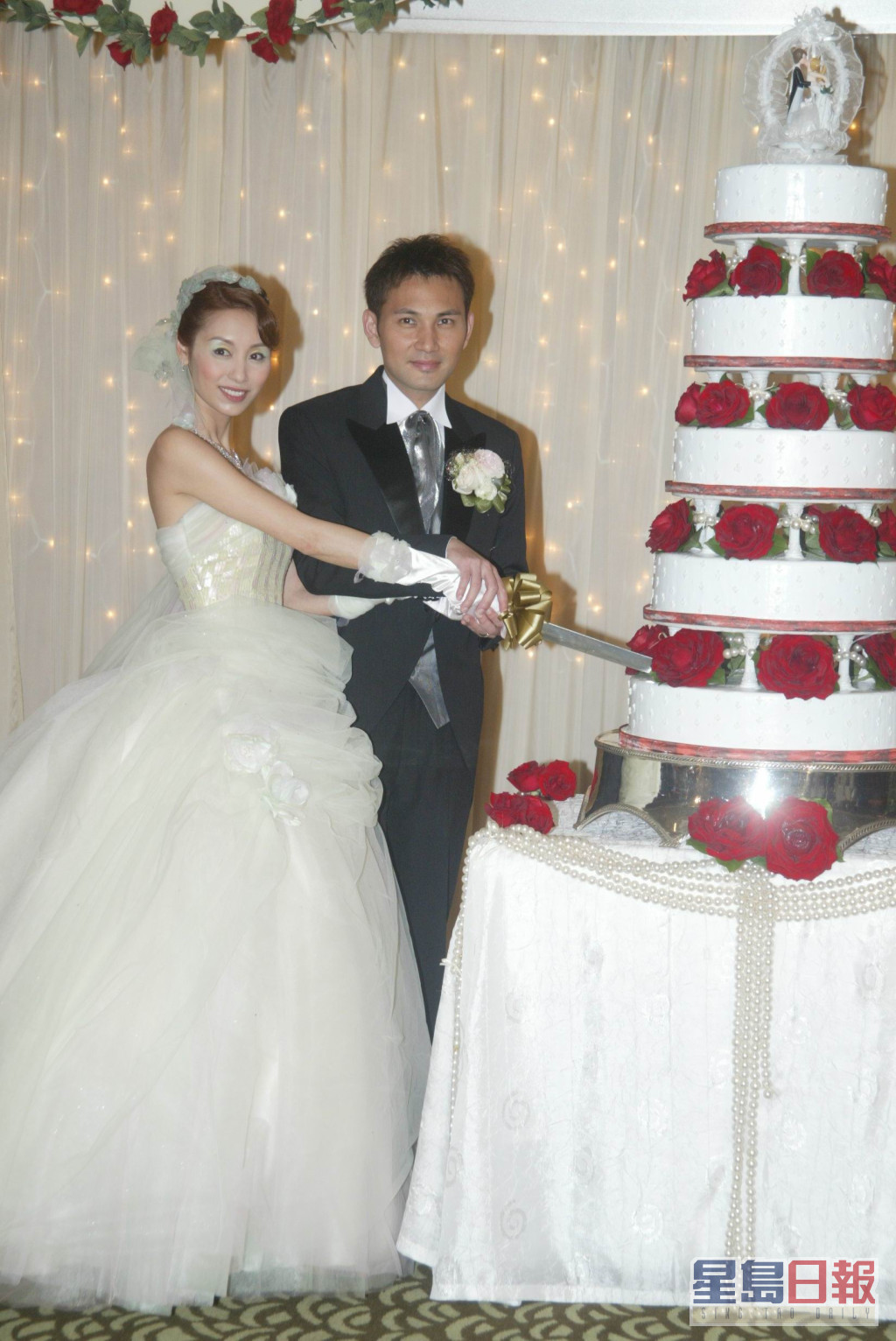 郭可盈于2004年嫁林文龙，婚后减产淡出幕前。