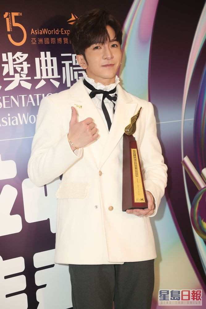 Anson Lo亦以《Megahit》奪得歌曲獎。