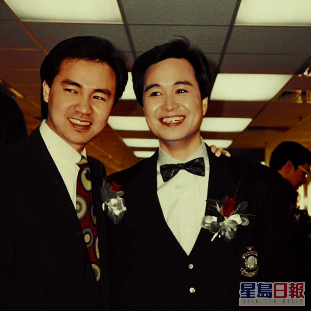 潘宗明與台灣歌手童安格如同孖生兄弟。