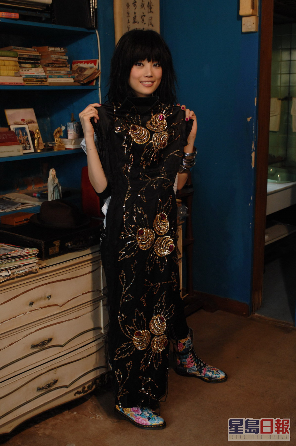 容祖儿曾经为《东张西望》去林黛的故居拍特辑。