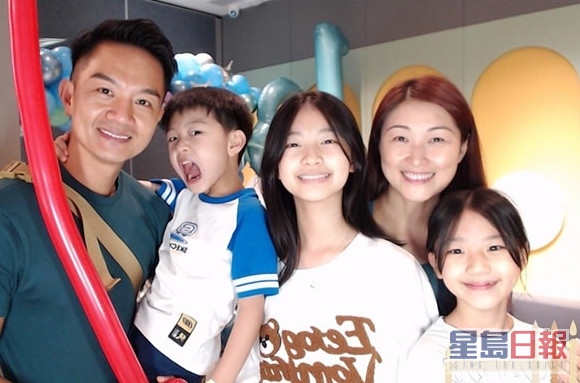 近年陈琪专心做KOL和全职妈妈，照顾老公和三个子女。