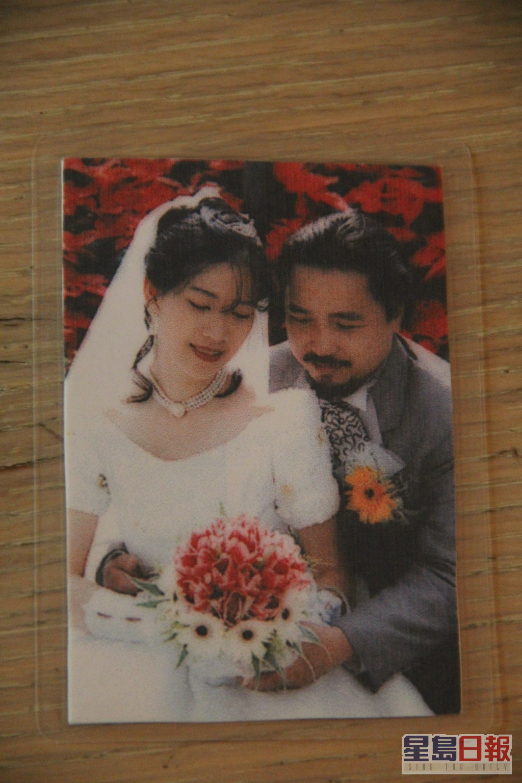 古明华于1996年结婚。