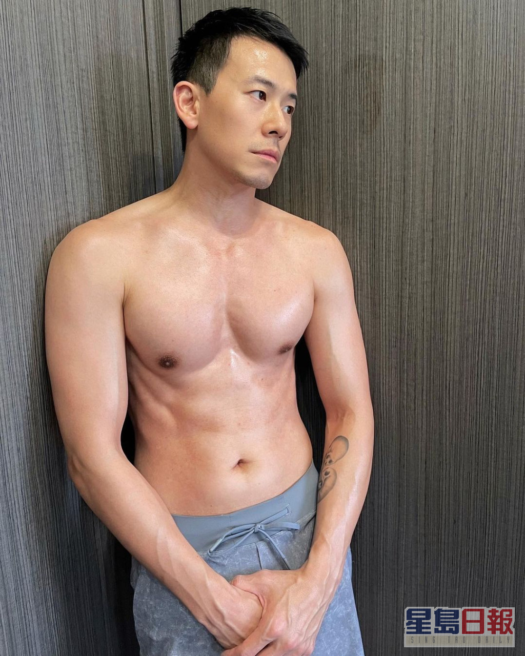 陈宇琛完全唔似43岁。
