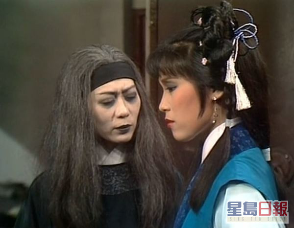 杨盼盼与黄文慧（左）在1983年《射雕英雄传》系列中，分别饰演穆念慈及梅超风。