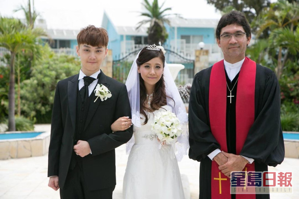 张国权与妻子结婚8年。