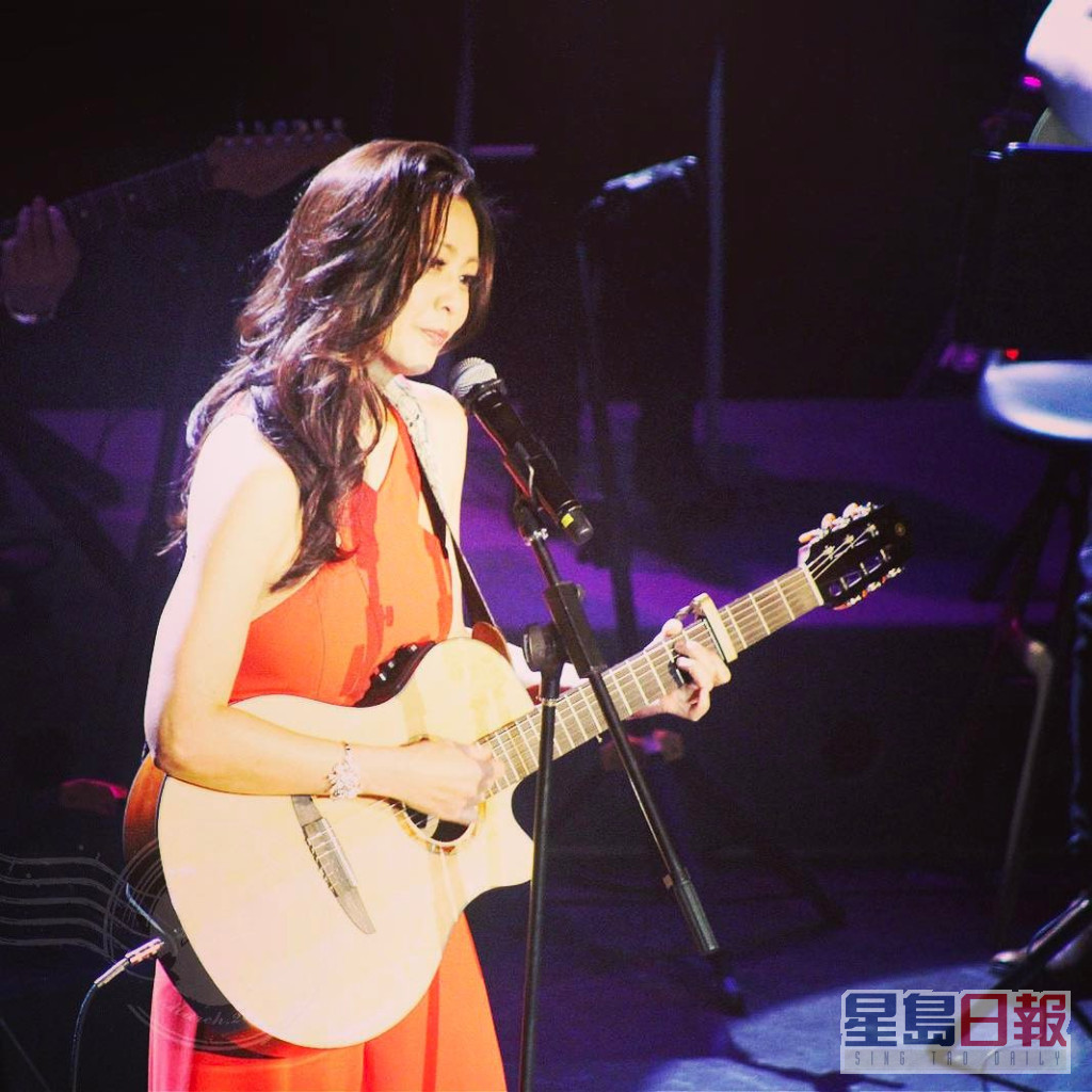 2017年，Linda在上海舉行了兩場《女人馨情演唱會》。