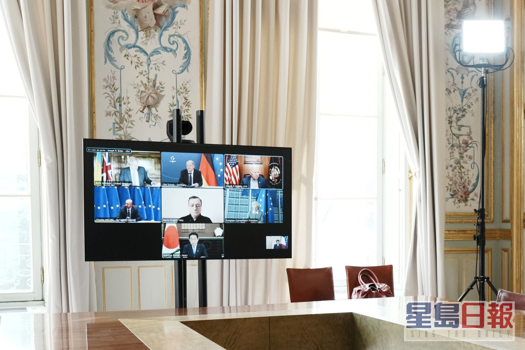 G7领袖与乌克兰总统泽连斯基周日举行视像会议。AP图片