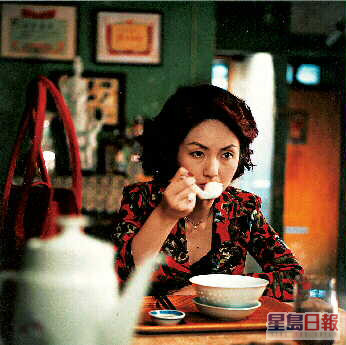 杨千嬅在《三更2之饺子》中，为令自己回春留住丈夫，不惜食婴胎饺子。