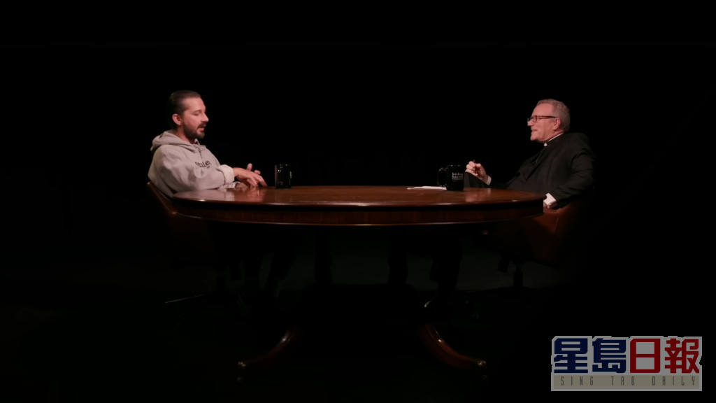 主教Robert Barron公開與沙拉保夫（左）對話的80分鐘片段。