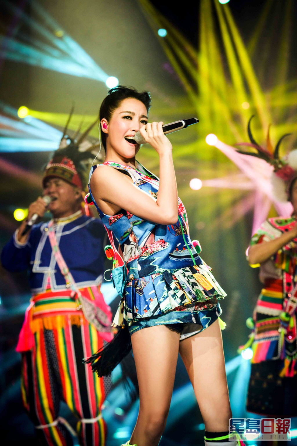 台灣歌手A-Lin被傳將往內地參加《乘風破浪》，但下月她將在台推出新專輯。