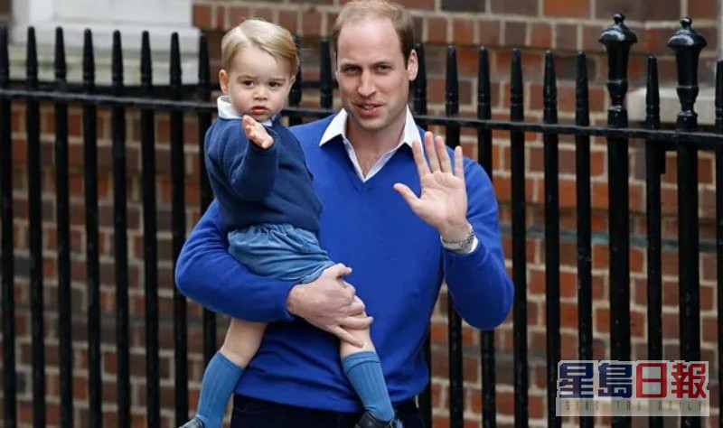 喬治王子兒時已懂得向群眾揮手。REUTERS