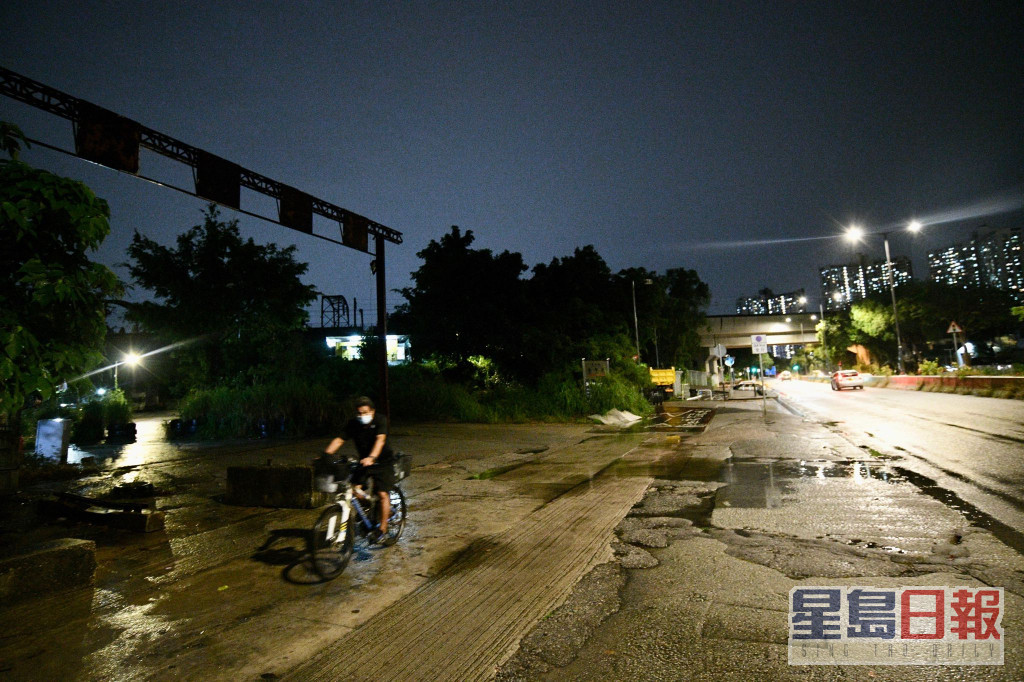 元朗朗屏路永寧村一帶環境。