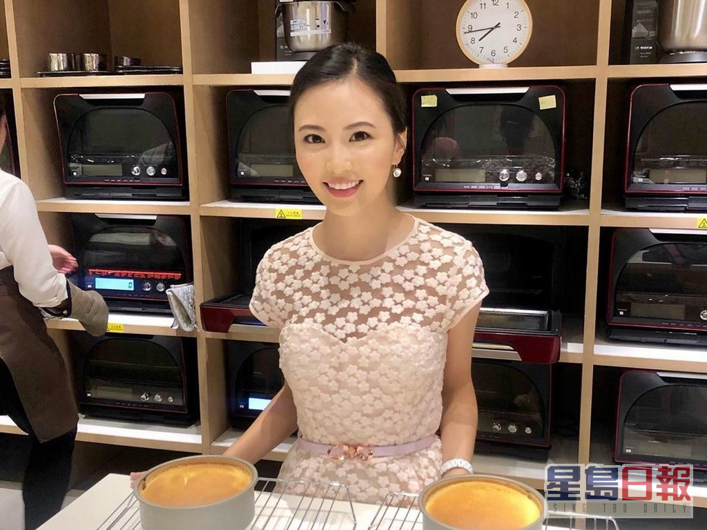 刘鸣炜在2019年又与TVB明珠台新闻主播赵慧奈（Keina）传出恋情。