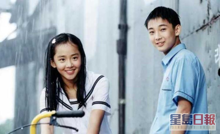 文瑾莹童星出身，13岁时曾于《蓝色生死恋》饰演宋慧乔童年版。