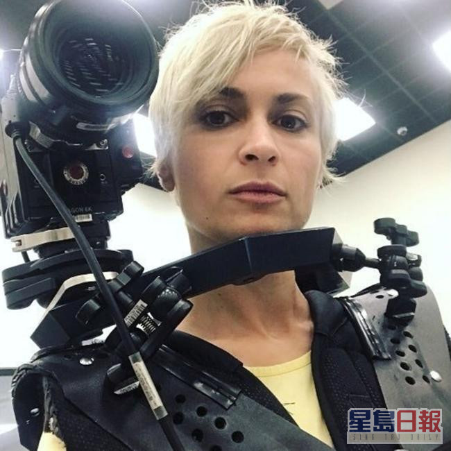 攝影導演Halyna Hutchins意外中槍身亡。