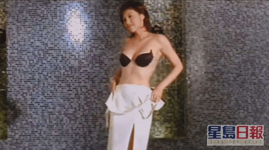 藤原紀香於《雷霆戰警》有不少性感演出。