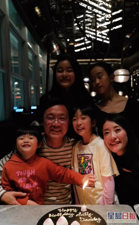 張新悅與丈夫楊哲安育有四名女兒。