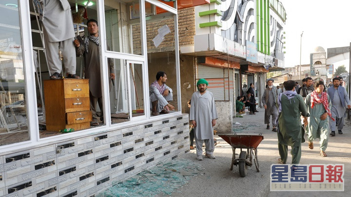 塔利班重掌阿富汗后国家经济陷入混乱。路透社资料图片