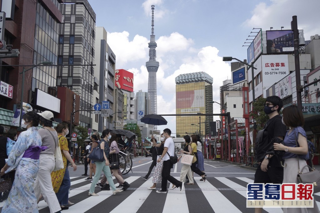 日本下月10日起逐步放宽观光旅客入境。AP资料图片