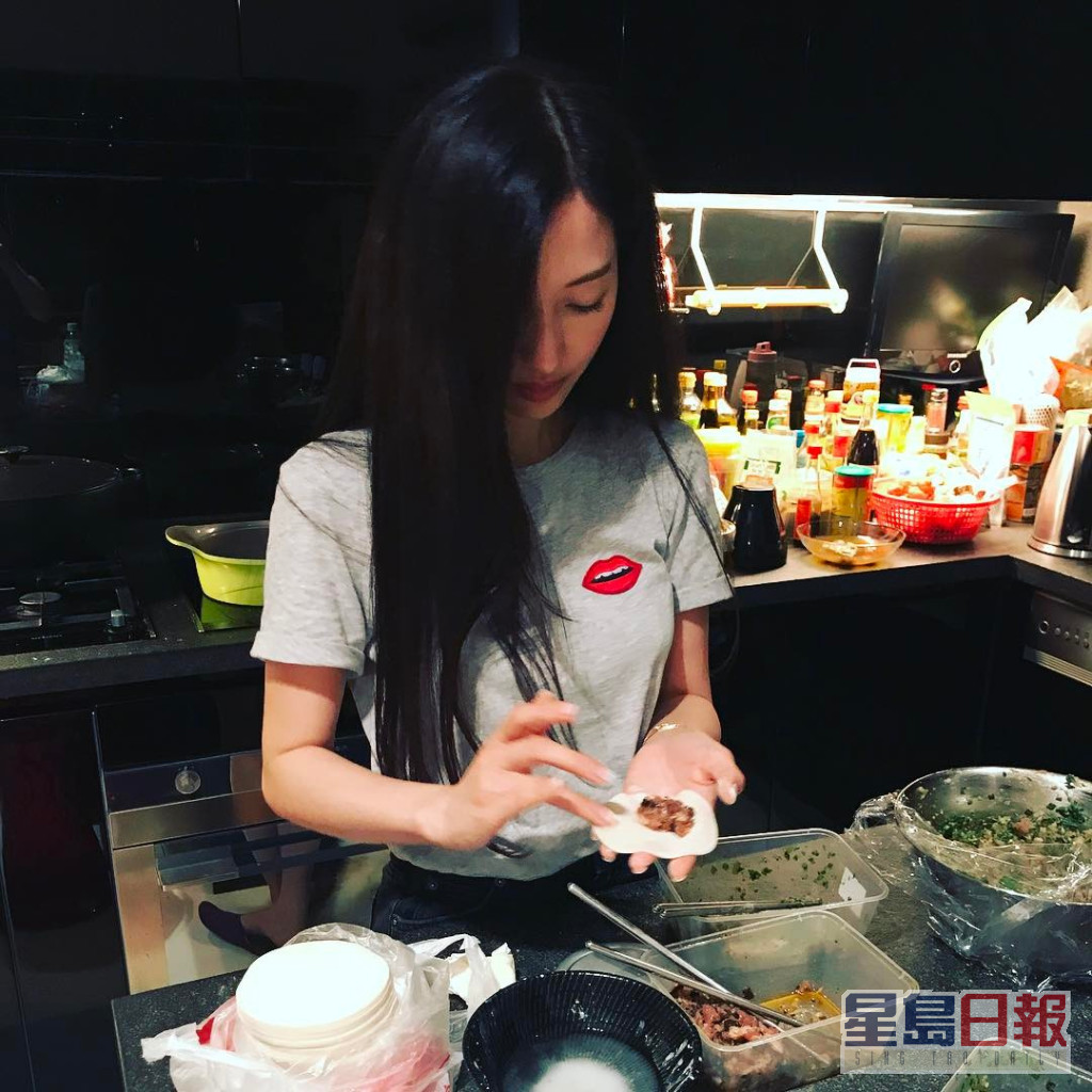 王秀琳早年已轉戰餐飲界做「XO醬女王」。