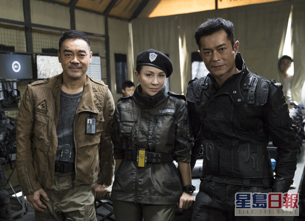作为新导演面对这种卡士及制作费，吴炫辉承认压力超级大。