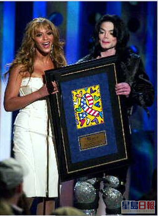 Beyonce同MJ曾經同台。