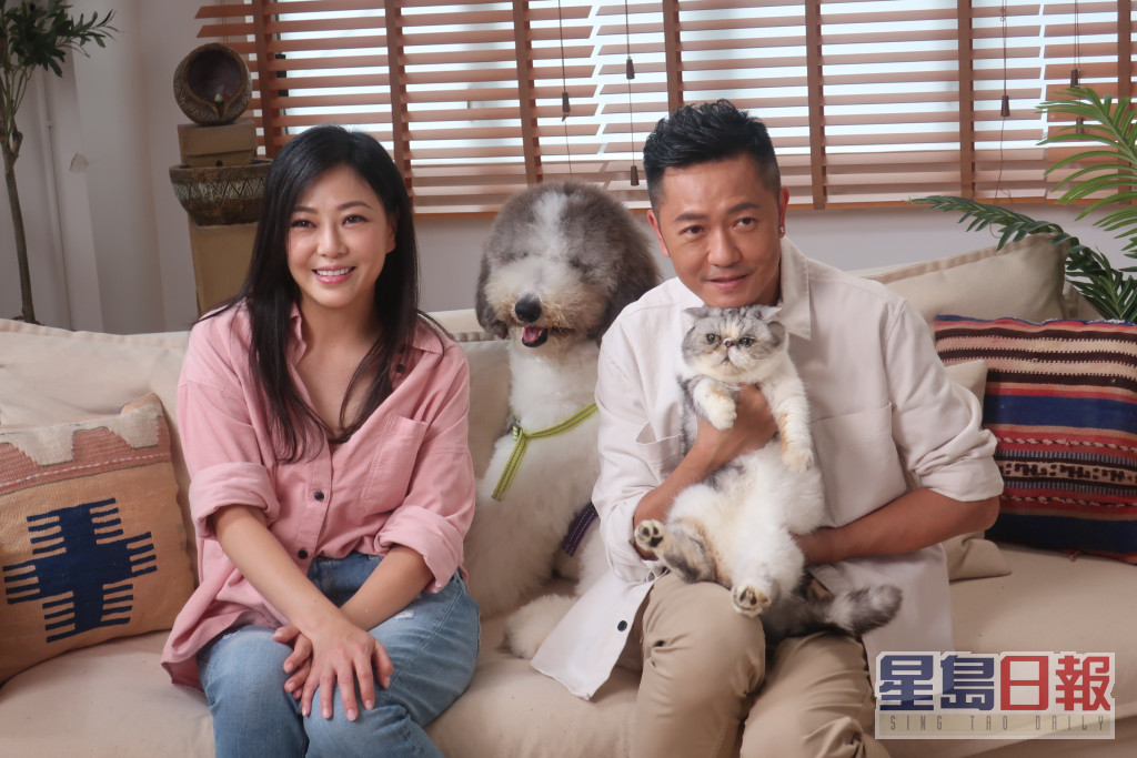 刘小慧1997年与草蜢成员苏志威注册结婚，之后淡出娱圈，专心相夫教女。