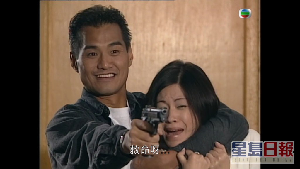 王俊棠第一部拍的無綫劇就是《陀槍師姐》，當時角色原型就是參考「賊王」葉繼歡。