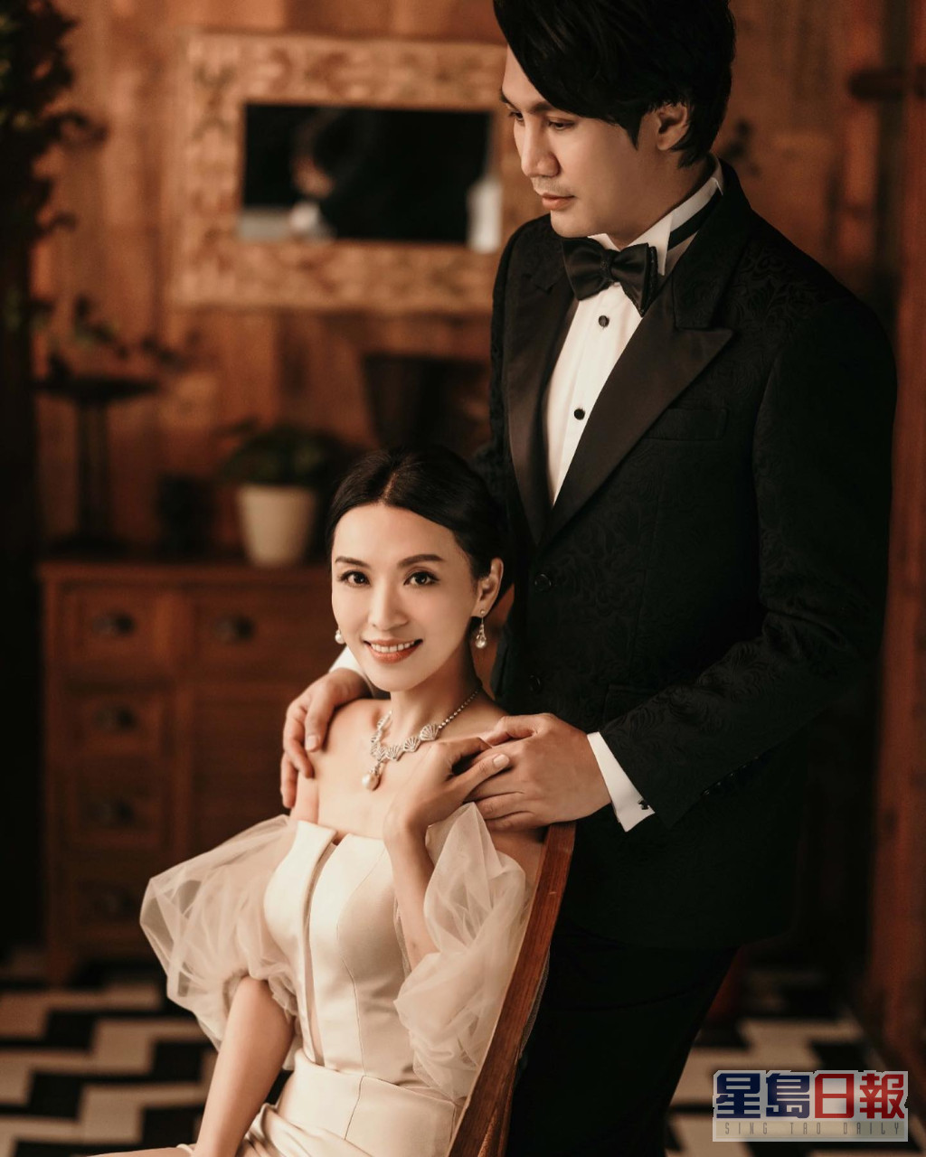 陈炜在去年九月嫁陈国强。