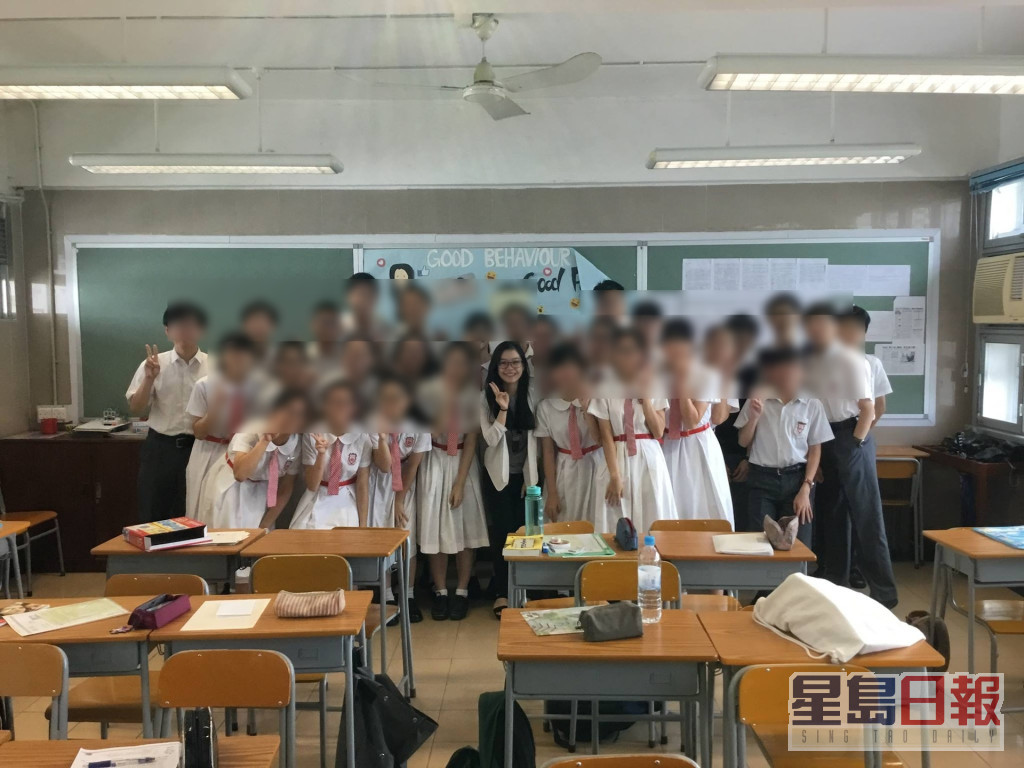 林婷婷加入TVB前做過三年中學教師，近日其任教時的照片於網上流出。