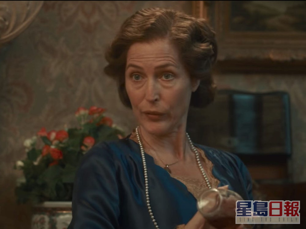 姬莉最近在新剧中扮演美国第一夫人爱莲娜罗斯福。
