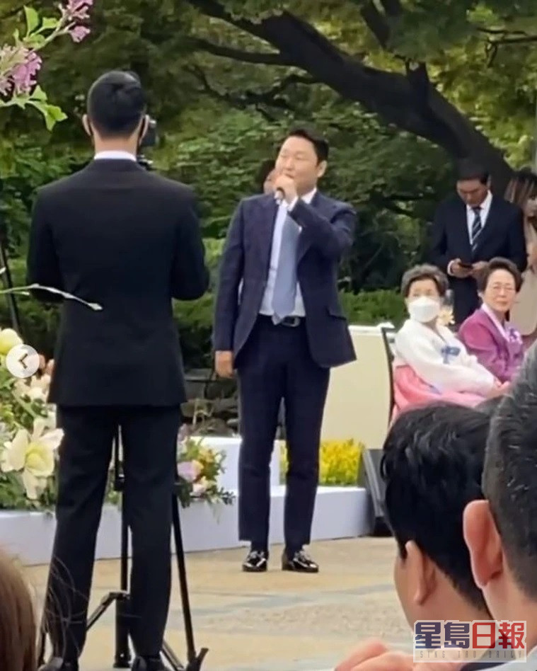 PSY任表演嘉賓，勁歌熱舞為婚禮炒熱氣氛。