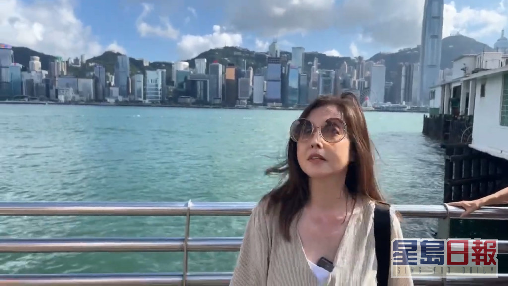 李婉华目前身在香港。