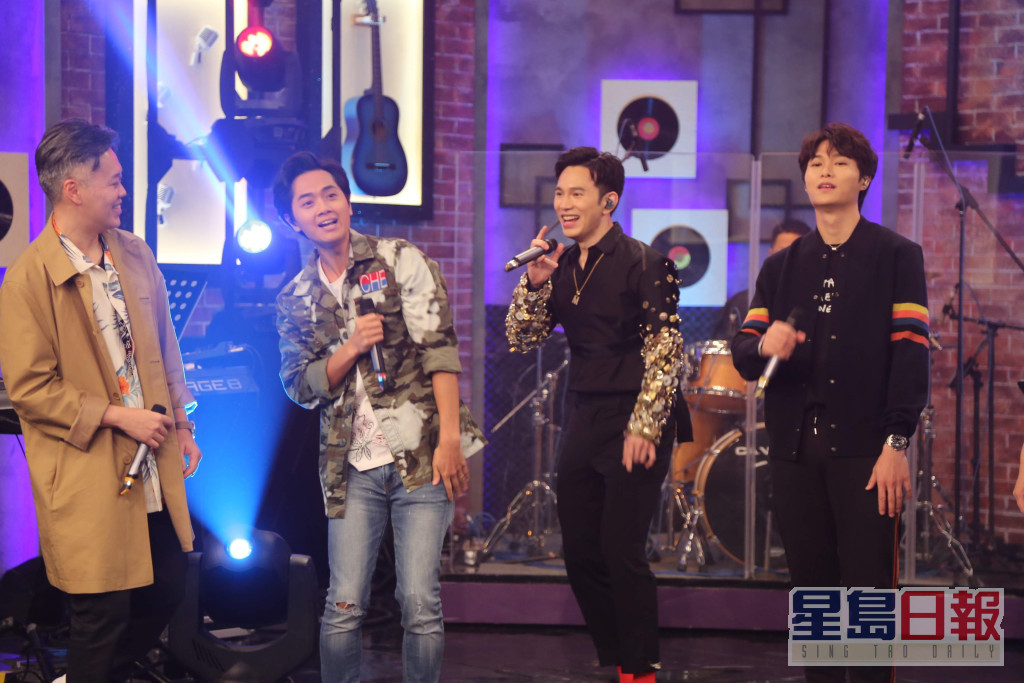 王梓軒去年主持無綫節目《演鬥聽》，廣邀不同歌手合作。