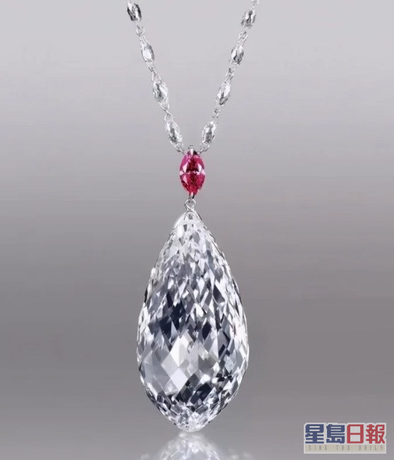 向太2013年在拍賣會上以8600萬港元買下的75卡巨鑽，是全球最大的水滴形鑽石。