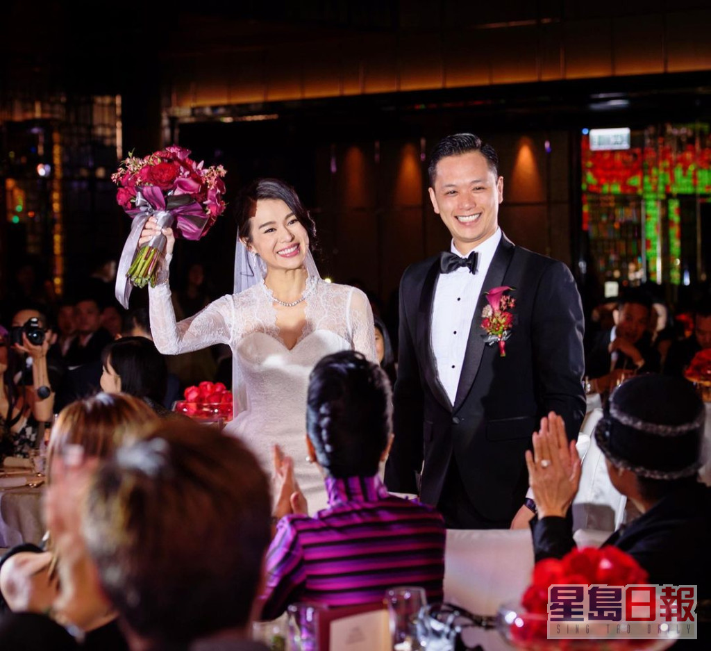 胡杏儿于2015年嫁李乘德，二人已度过七年之痒。