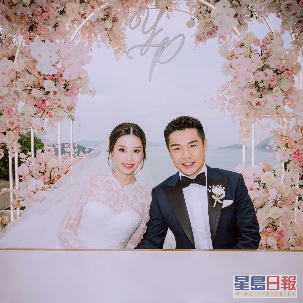 江鈺琪近日慢慢更新社交網，分享婚禮照片。