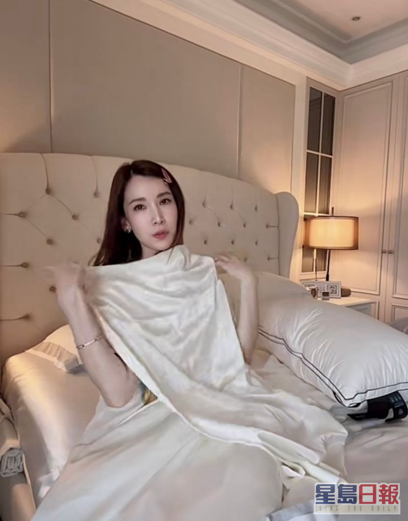 陈若仪表示自己喜欢真丝，所以用真丝床单。