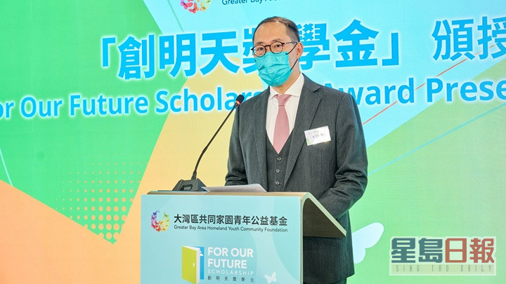 黄永光希望同学们能继续努力，成就香港及国家的未来发展。