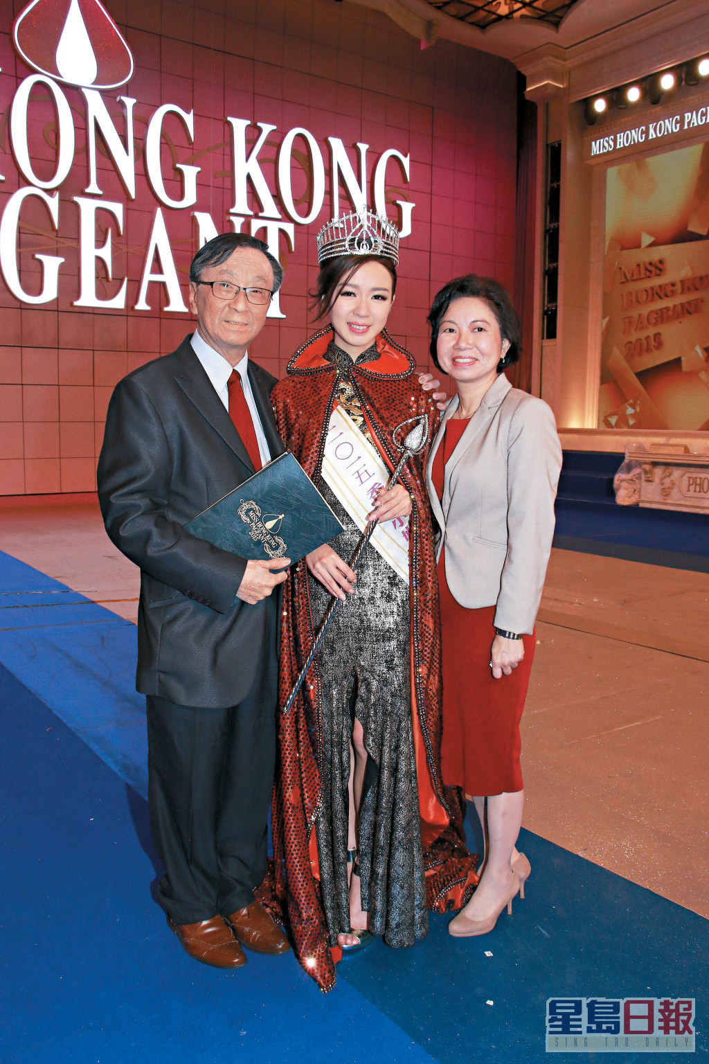 麦明诗2016年成为香港小姐冠军。