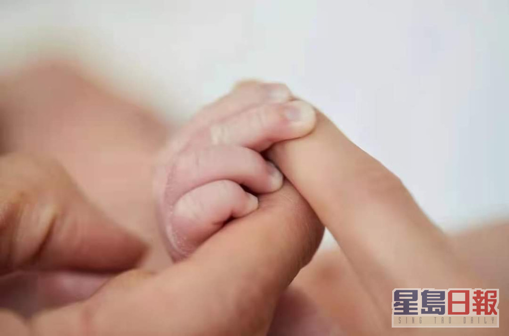 林志玲元旦前在日本产下儿子。