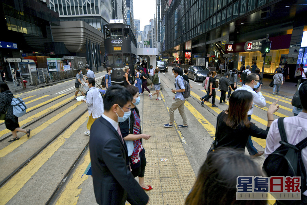 根据政府统计处显示，2021年超过11万港人净迁出香港。资料图片