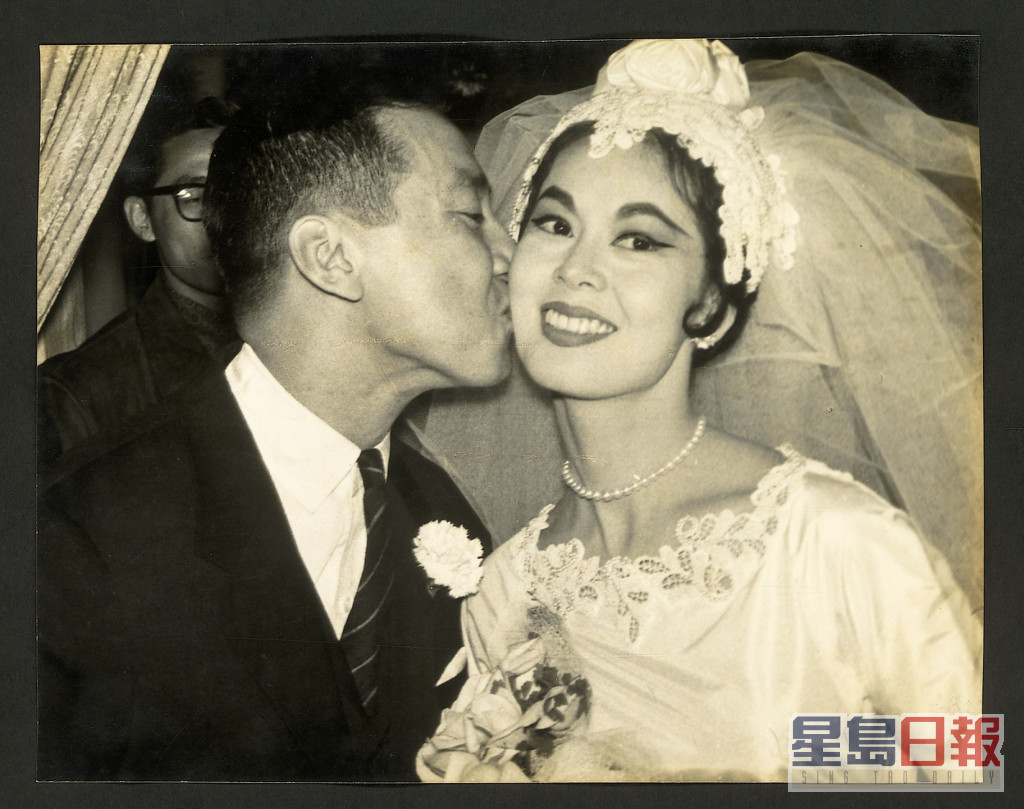两人在1961年结婚，并于1963年诞下儿子龙宗瀚。