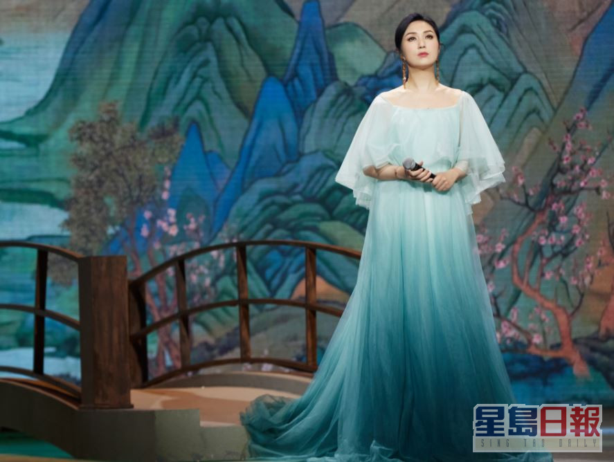 杨千嬅早前在内地节目《古韵新声清明》，将杜牧的诗作《清明》唱成歌。
