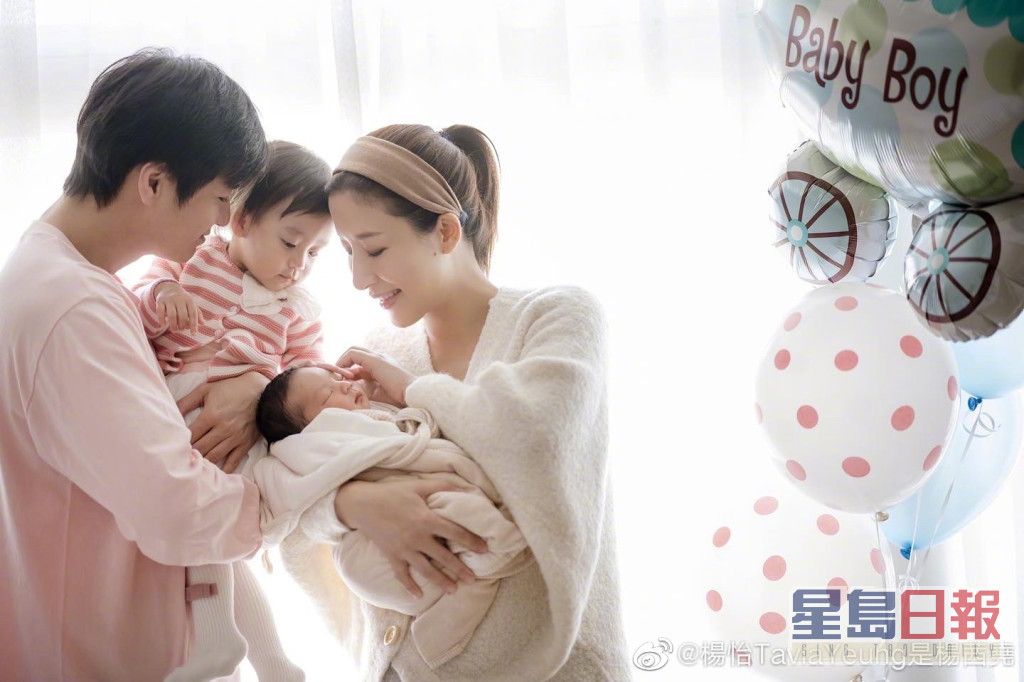 去年杨茜尧诞下二子。