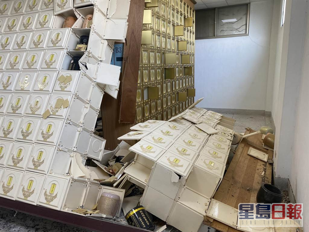 「鹿野纳骨塔」放置骨灰瓮的2000多个柜位超过5分之2柜位受损。网上图片
