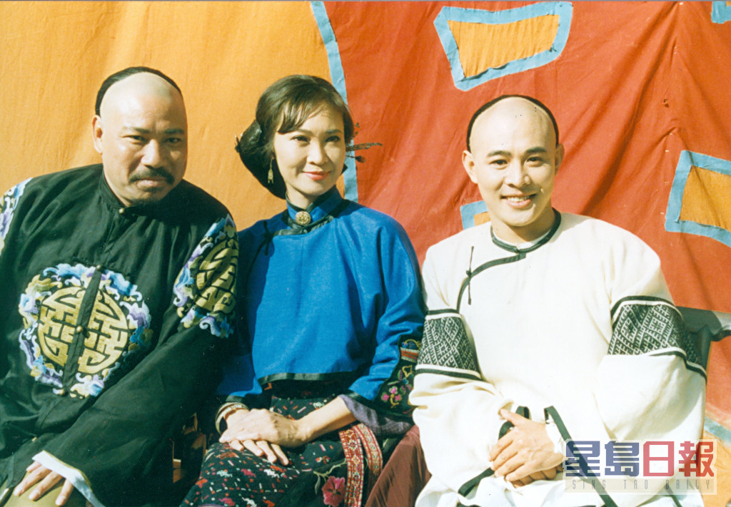 1992年与萧芳芳合作《方世玉》。