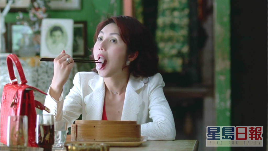 杨千嬅在《三更2之饺子》中，为令自己回春留住丈夫，不惜食婴胎饺子。